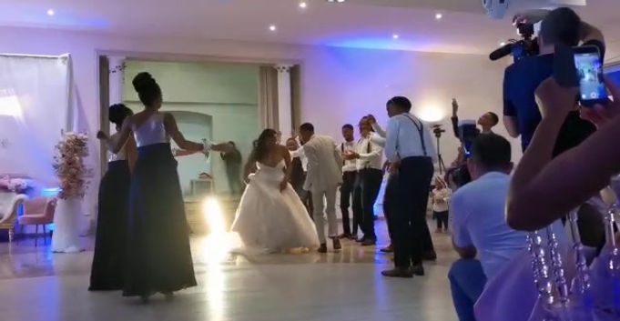 Mariage entrée de salle cortège et mariés chorégraphié par Lauriane